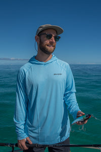 Tuna - "FreeFlow" Hooded Fishing Shirt